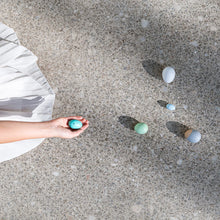 Lade das Bild in den Galerie-Viewer, EPERFA - Egg pétanque - Wooden toys