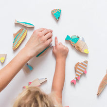 Lade das Bild in den Galerie-Viewer, EPERFA - Magnetic fish puzzle - Wooden toys