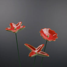 Lade das Bild in den Galerie-Viewer, Ge03 - Wiesenblume bunt groß aus Porzellan