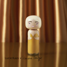 Lade das Bild in den Galerie-Viewer, Kokeshi Doll - Claudia Schiffer / anniversary Edition