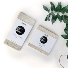 Lade das Bild in den Galerie-Viewer, I want you naked - NAKED STONE - Seifenablage