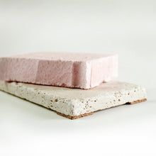 Lade das Bild in den Galerie-Viewer, I want you naked - SOAP & STONE - Gesichtsseife & Seifenablage