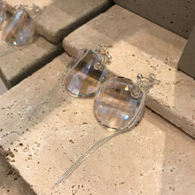 Lade das Bild in den Galerie-Viewer, ACBY - PRINGLE earrings with chain
