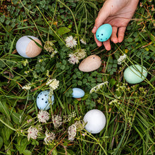 Lade das Bild in den Galerie-Viewer, EPERFA - Egg pétanque - Wooden toys
