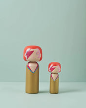 Lade das Bild in den Galerie-Viewer, Kokeshi Doll - ZIGGI
